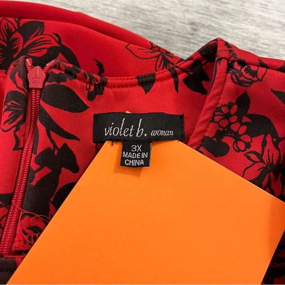 Red black dress with ruffle bell sleeves size 3x - Picture 4 of 6